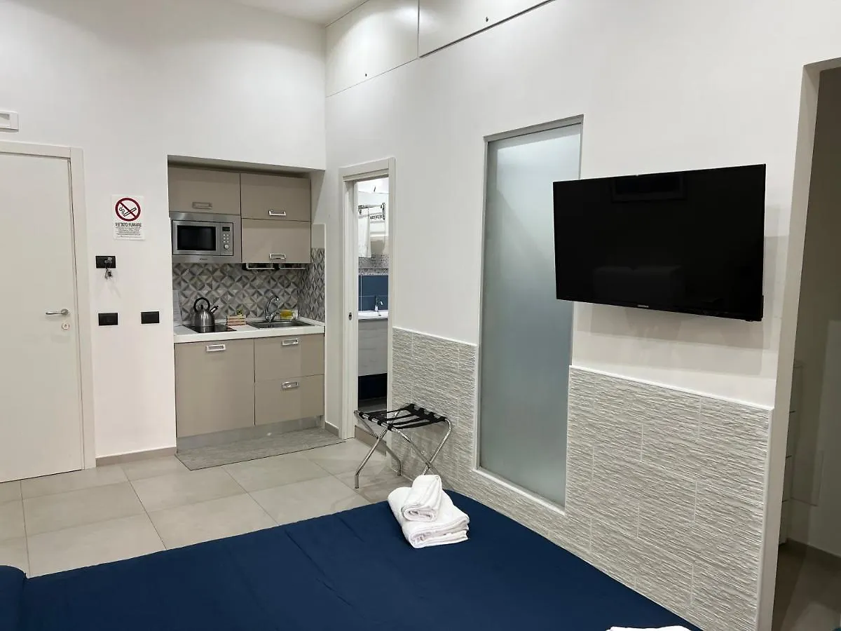Room25Mq Cercola Italy